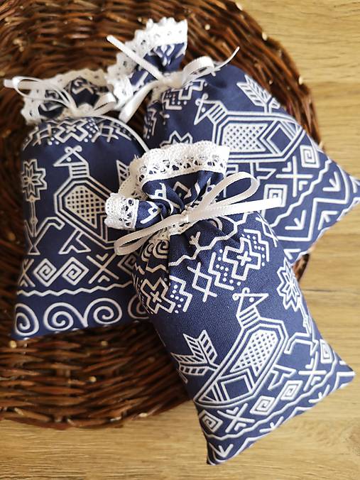 Úžitkový textil - Voňavé vrecúška Čičmany  - 12173897_