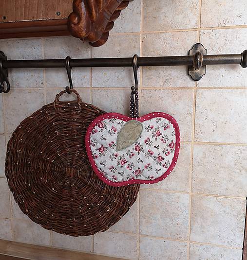 Úžitkový textil - Chňapka jabĺčko ružičkové - 12174496_