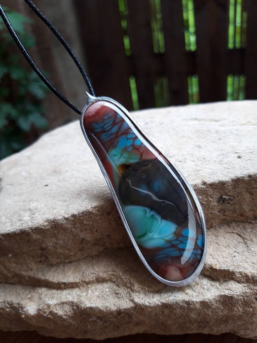 Náhrdelníky - Sklenený prívesok/modrá a hnedá - 12180854_