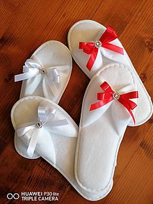 Ponožky, pančuchy, obuv - Svadobné papuče s dvojitou mašličkou a strasom - 12185068_