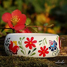 Náramky - Náramok - farebný folklór (červené květy) - 12191093_