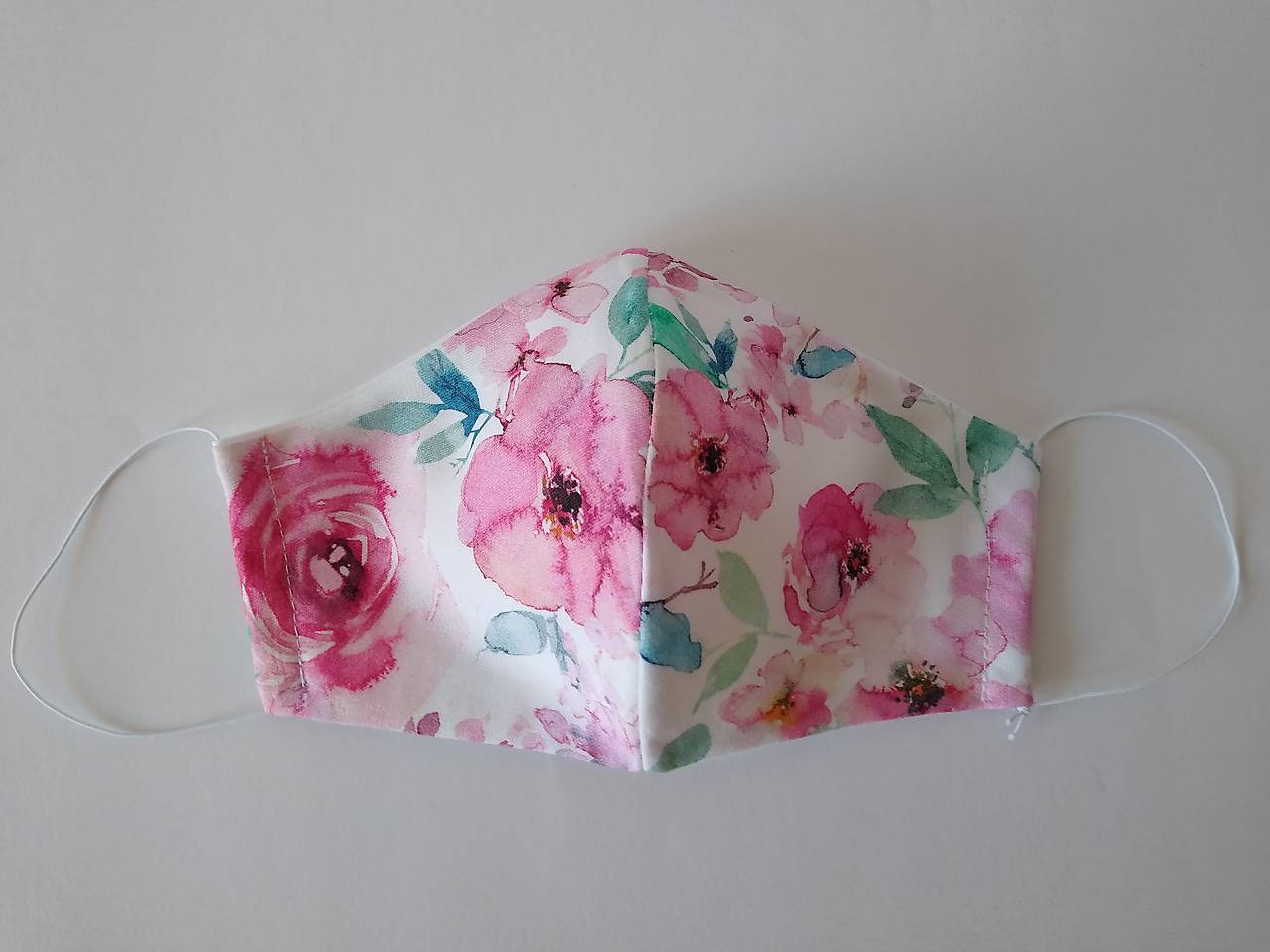 Dizajnové rúško Ruženka prémiová bavlna antibakteriálne s časticami striebra dvojvrstvové tvarované