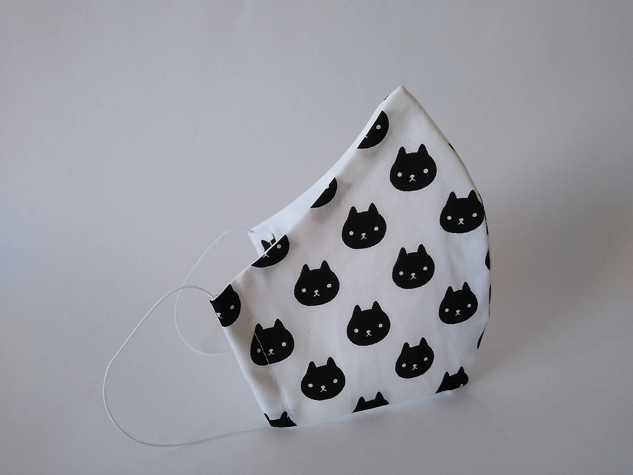 Dizajnové rúško mačky hlavy tvarované dvojvrstvové
