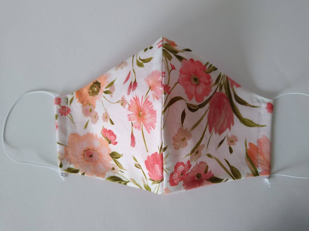 Dizajnové rúško Eleonóra tvarované dvojvrstvové