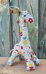 Hračky - veselá žirafka (18 cm s hrkálkou) - 12227435_
