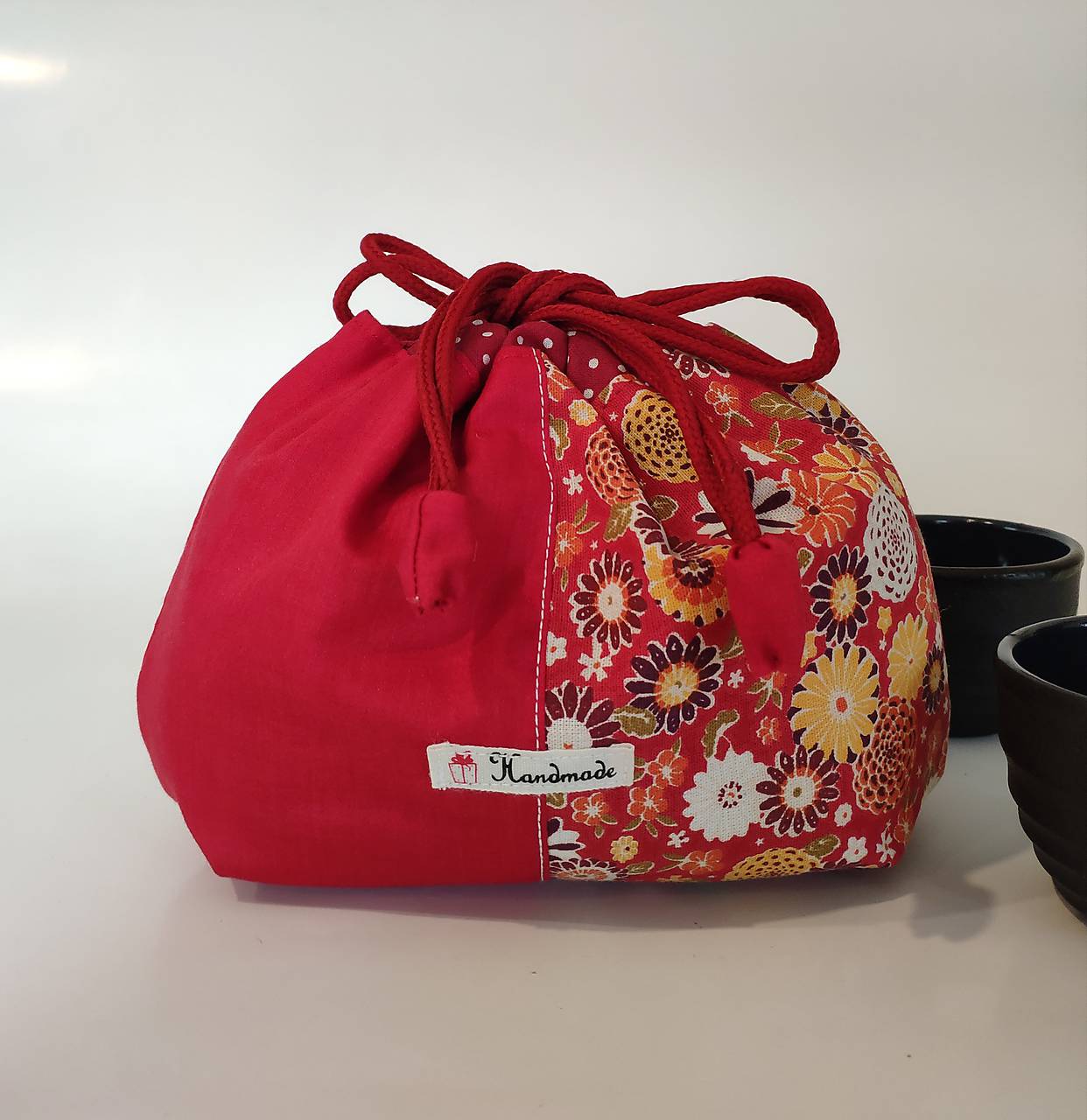 Vrecúško zaťahovacie s kvietkami