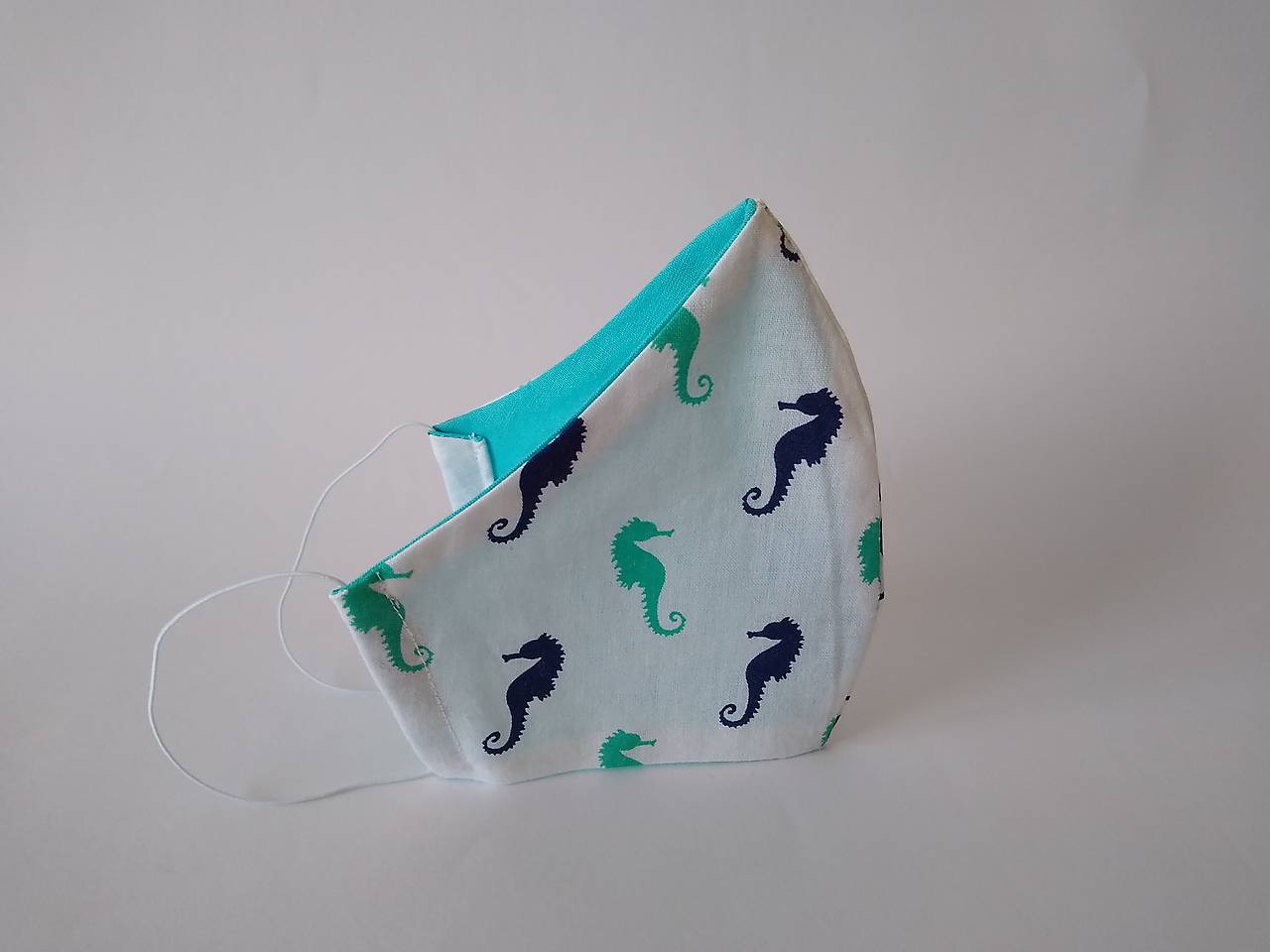 Dizajnové rúško koníky tvarované dvojvrstvové