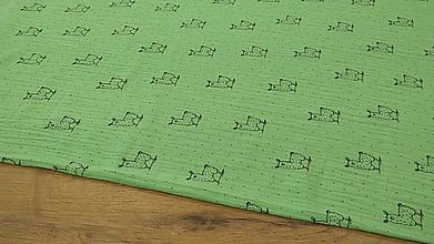 Textil - Gazovina s potlačou - cena za 10 centimetrov (Lamy na zelenom) - 12270591_
