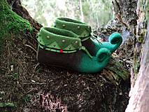 Ponožky, pančuchy, obuv - Vlnená obuv vyrobená starým škriatkom. Elfské topánky. Papuče s plsteným elfom - 12268954_