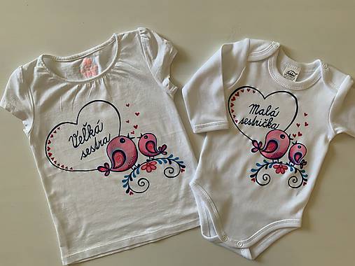 Ľudovoladené maľované tričko a body pre dve sestričky (Biele body + tričko)