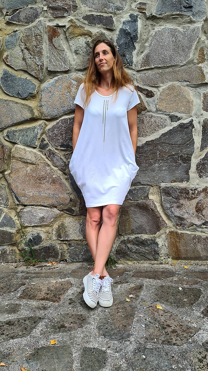 Dopredaj skladu -Šaty balónový strih M08 - biele, čierna bodkočiarka, veľ. M