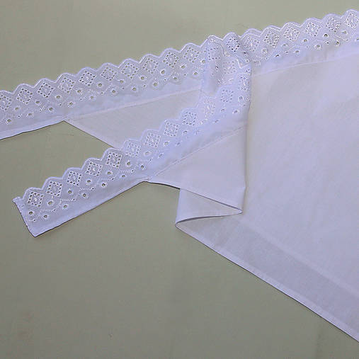 Šatka bavlenená s čipkou na čepčenie/redový tanec