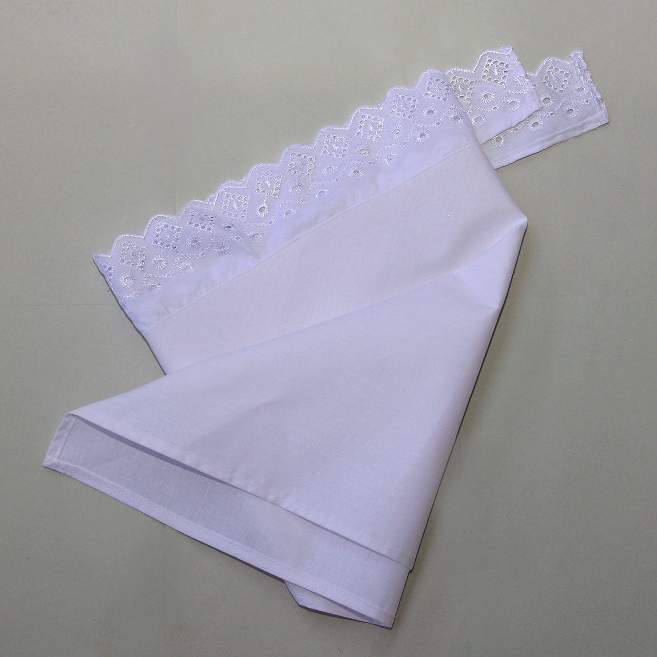 Šatka bavlenená s čipkou na čepčenie/redový tanec