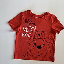 Detské oblečenie - Maľované tričko s nápisom “Bude zo mňa veľký brat” ( (ČERVENÉ S MACÍKMI) - 12277514_