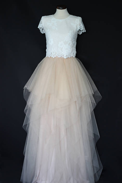Dvojdielne svadobné šaty top a viacvrstvová tylová sukňa