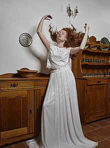 Šaty - Dvojdielne svadobné šaty top a tylová sukňa s vlečkou - 12287529_