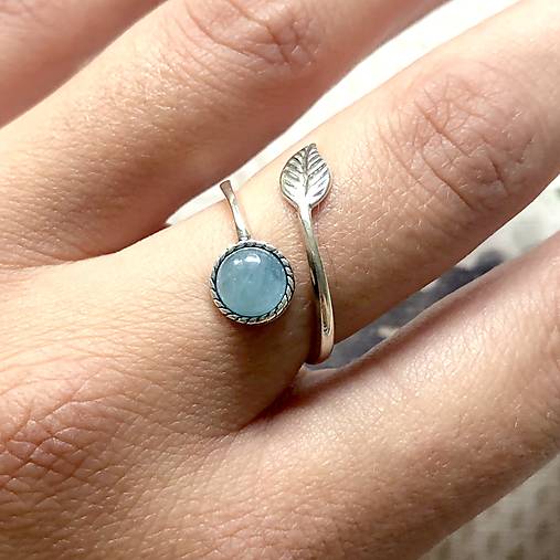 Simple Leaf Silver Gemstone Ring Ag925 / Strieborný prsteň s minerálom  (Blue Aquamarine / Akvamarín modrý)