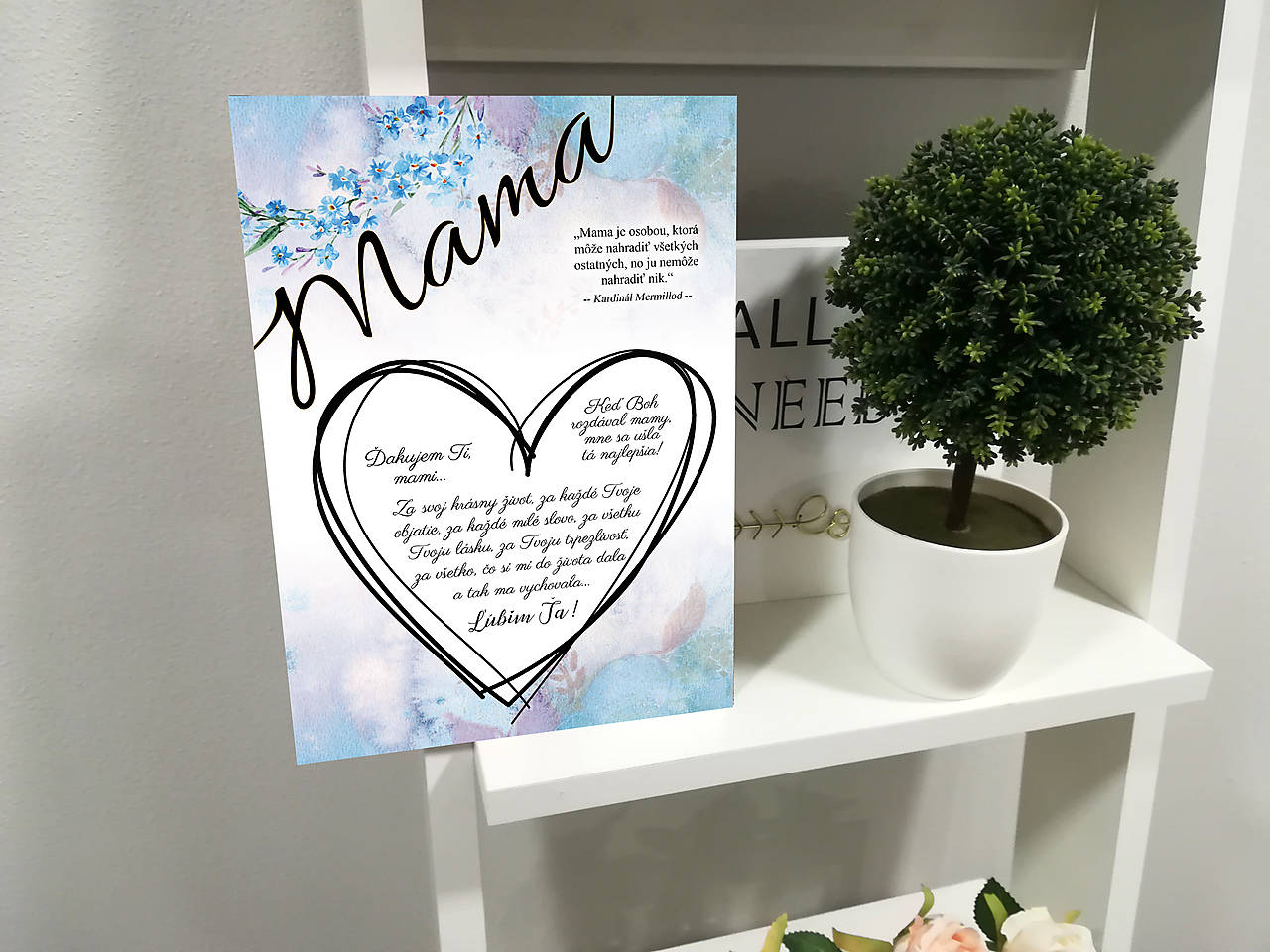 Darček pre mamku,  Tabuľka s poďakovaním pre mamu na deň matiek (modré pozadie so srdcom)