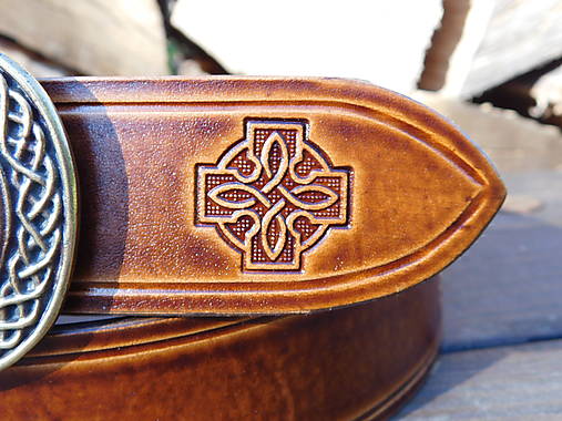 Kožený opasok 4 cm - Keltský kríž