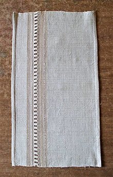 Úžitkový textil - Ručne vyšívaná dečka "Ažúr" A2 obdĺžnik 60 x 32 cm - 12331336_