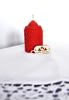 Sviečky - Dvojica sviečok z včelieho vosku (2x červená) - 12342954_