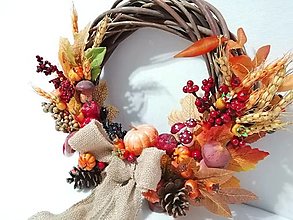 Dekorácie - Jesenný venček na dvere - plody jesene - 12341339_