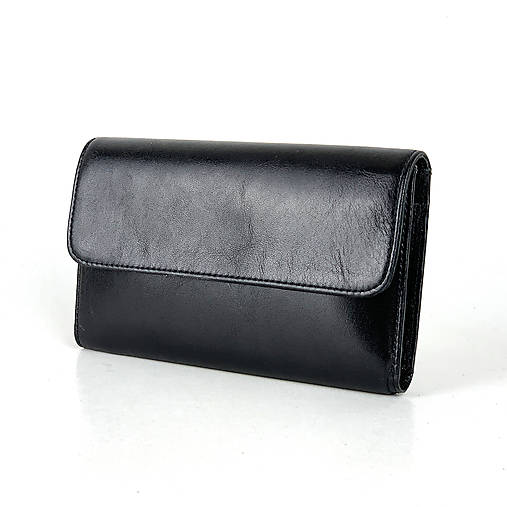 Dámska kožená peňaženka s bohatou výbavou, čierna