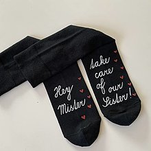 Ponožky, pančuchy, obuv - Svadobné maľované ponožky pre sestru, ktorá sa vydáva a jej manžela (Ponožky len pre manžela Vašej sestry) - 12344557_