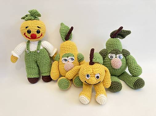 Hračky - zelenina a ovocie háčkované /pán Cibuliak,hrušky,jabĺčko - 12351103_