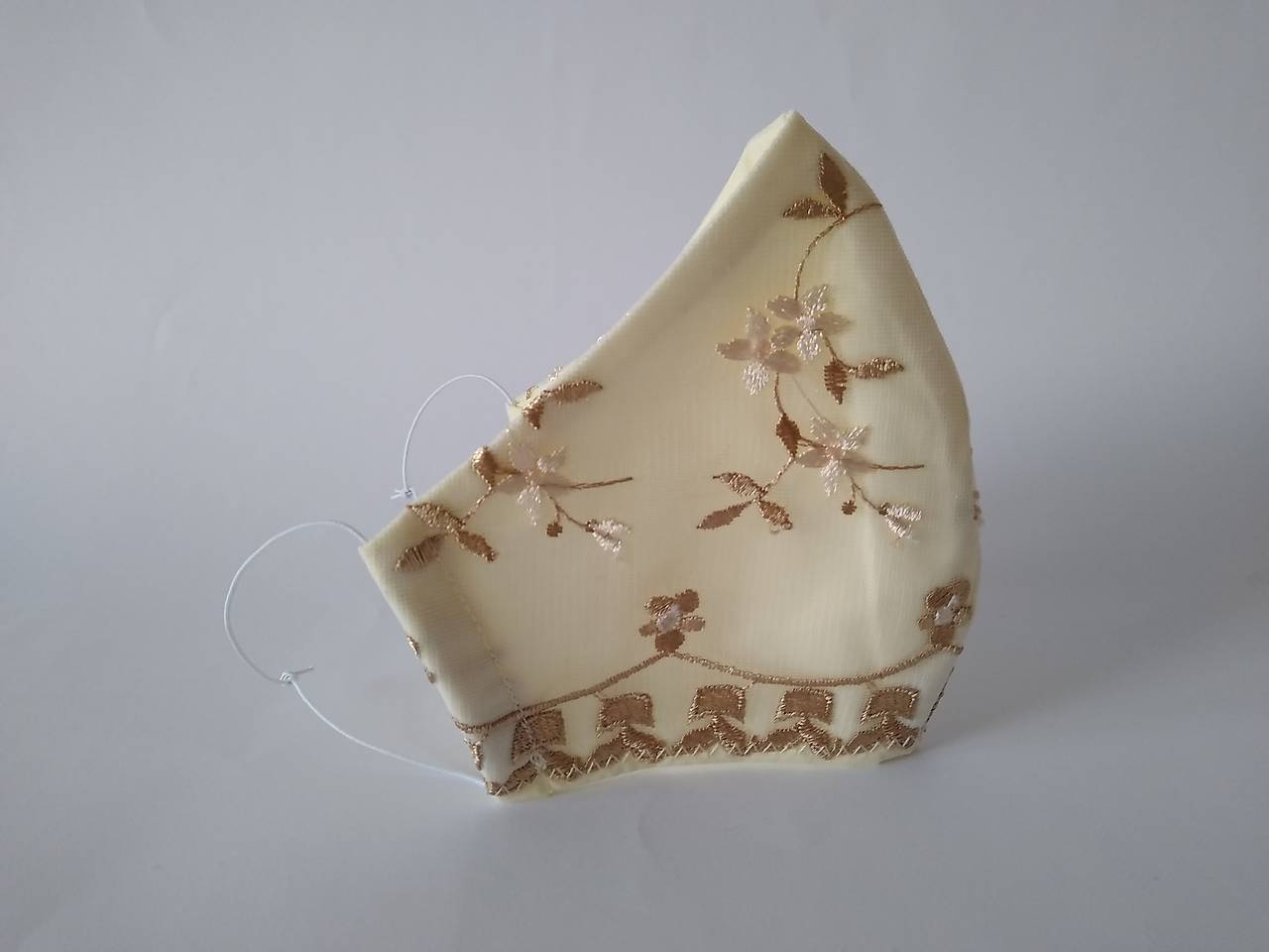 Svadobné rúško kvietky trojvrstvové  tvarované