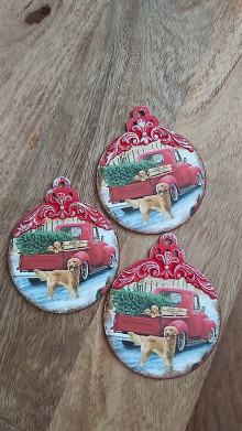 Dekorácie - drevené vianočné ozdoby vintage auto a psík - 12357359_