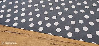 Textil - Bavlnená látka - Bodky biele 30 mm - cena za 10 cm - 12371043_