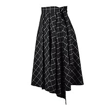 Sukne - ASTRID - áčková zavinovacia sukňa so skladmi a predným cípom (D4 - čierne s bielym prúžkom) - 12385274_