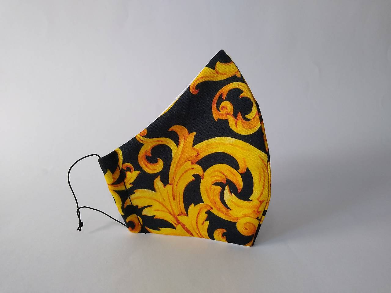 Dizajnové rúško de luxe tvarované dvojvrstvové