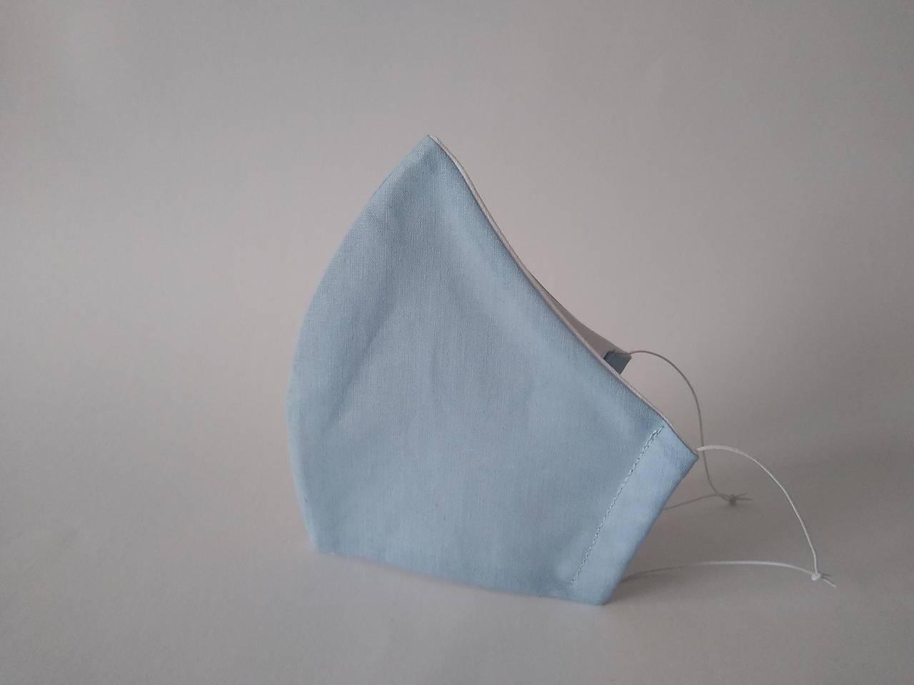 AKCIA dizajnové rúško svetlomodré tvarované dvojvrstvové