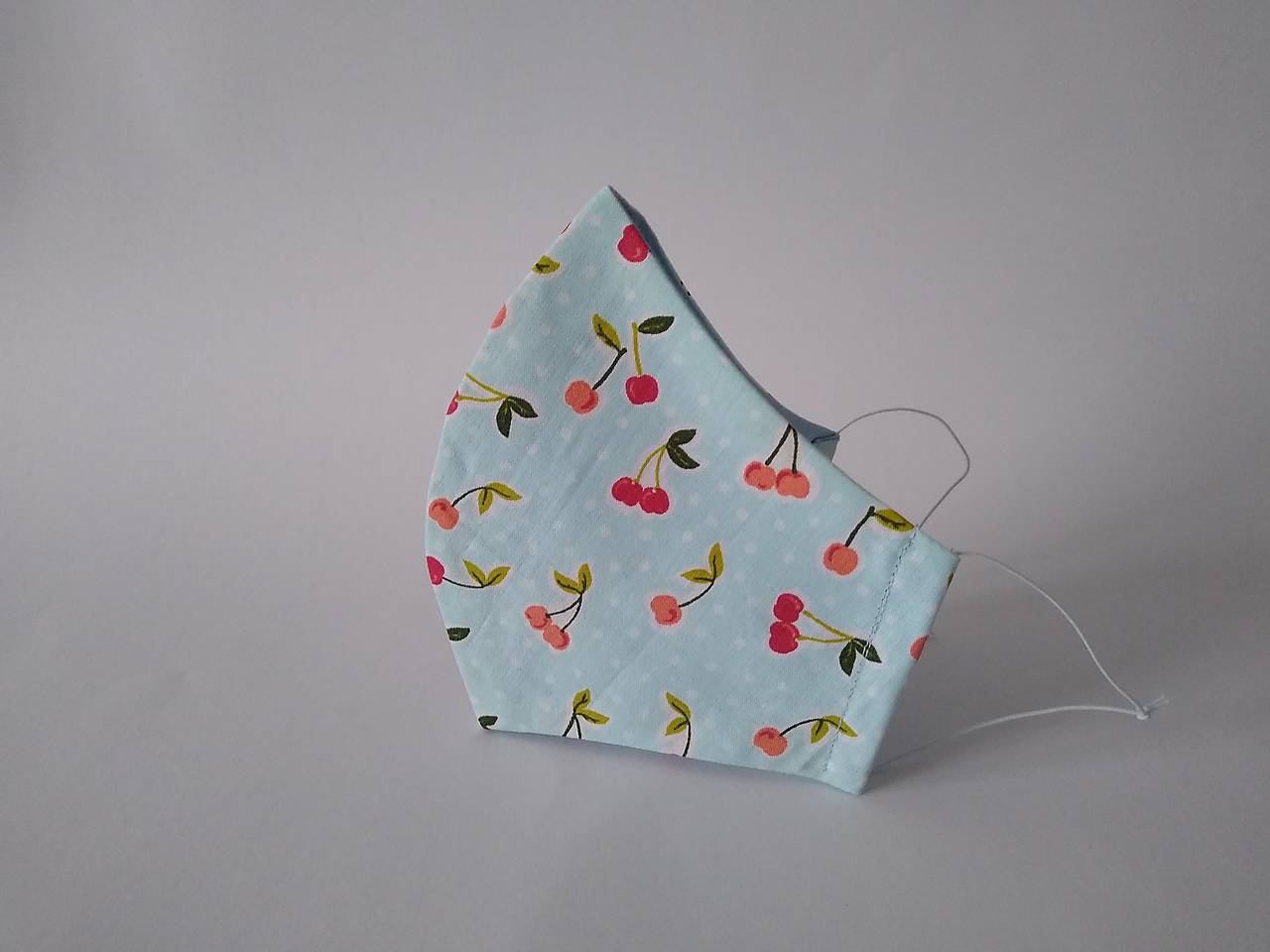 Dizajnové rúško čerešne svetlomodré tvarované dvojvrstvové