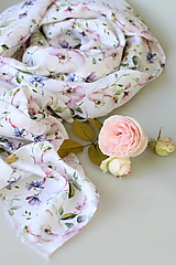 Veľká dámska elegantná šatka/pléd z exkluzívnej kvetinovej látky zo 100% ľanu 