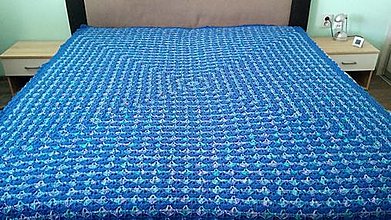 Úžitkový textil - Háčkovaná deka s mušličkovým vzorom - modrá - 12425942_