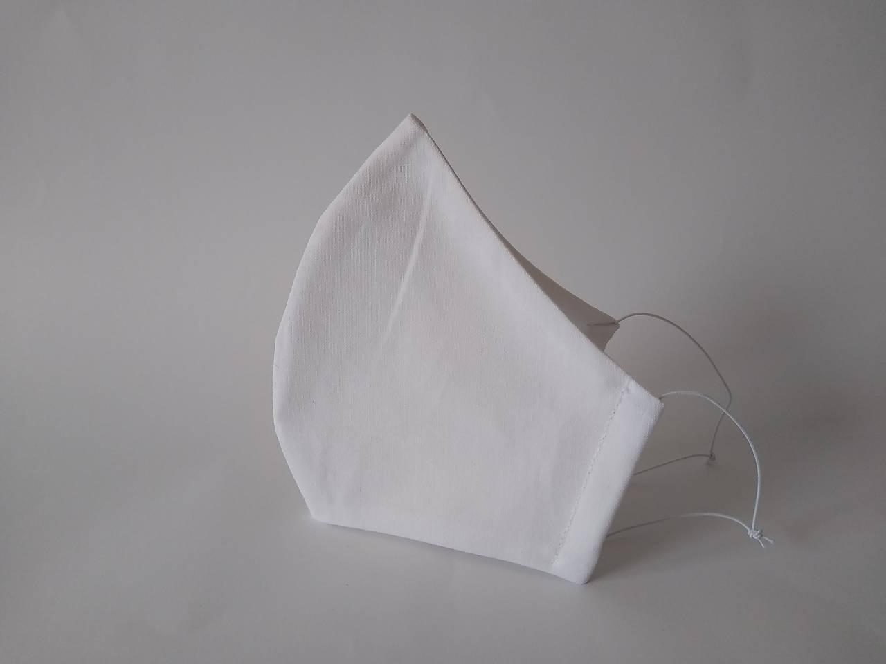 Rúško biele s časticami striebra dvojvrstvové  tvarované