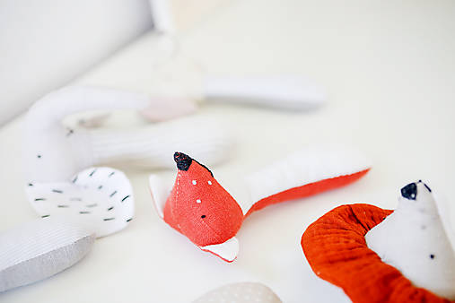 Hrkálka líštička