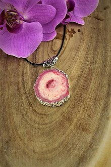 Náhrdelníky - ružový krištál prívesok - drúza (výpredaj, cena znížená o 50%) - 12448793_