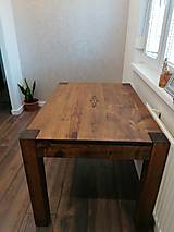 Nábytok - Drevený stôl - masív čerešňa, s rezbou - 12450079_