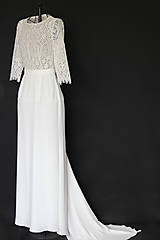 Šaty - Svadobné šaty s holým chrbátom v úzkom strihu - 12465111_