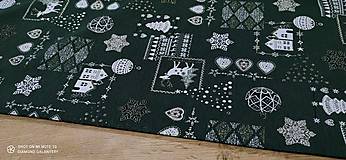 Textil - Látka pretkávaná lurexovou niťou - Sobíci na zelonom - cena za 10 cm - 12472701_
