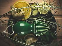 Príbory, varešky, pomôcky - Citrusovač - lis na citrusy - mint - 12470114_