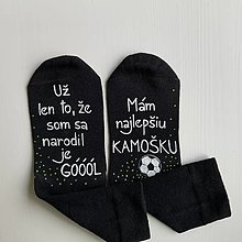 Ponožky, pančuchy, obuv - Maľované čierne ponožky pre naj kamaráta futbalistu s nápisom: "Už len to, že si sa narodil je GÓÓÓL! " - 12470519_