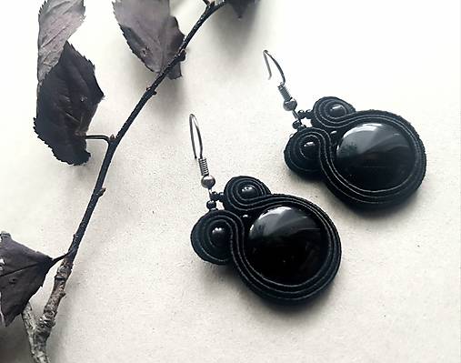 Náušnice - Malé soutache earring - čierne náušnice III - 12476319_