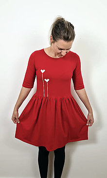 Šaty - Dopredaj - šaty volánový strih M03 červená, srdiečka - 12484044_