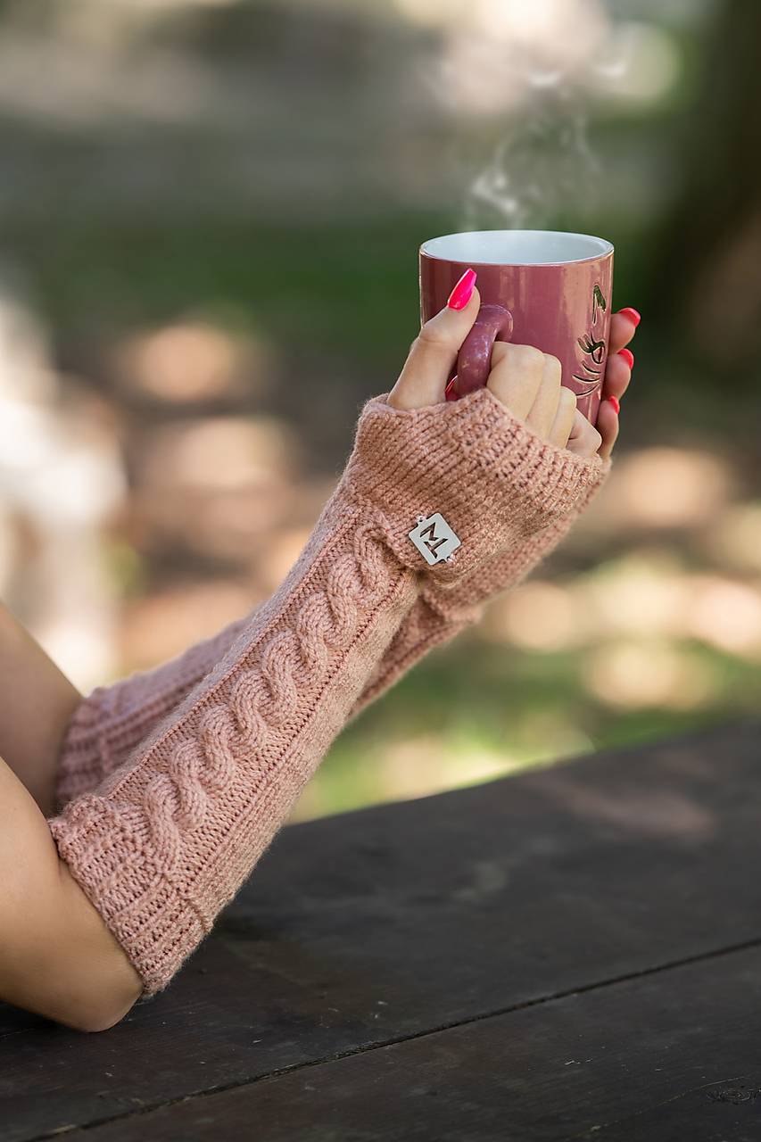 Rukavice - Pletené bezprstové rukavice v ružovej farbe - 12487798_