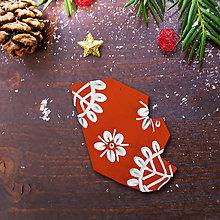 Magnetky - Vianočná magnetka - dekorovaná črepina (kvitnúce vločky) - 12489178_